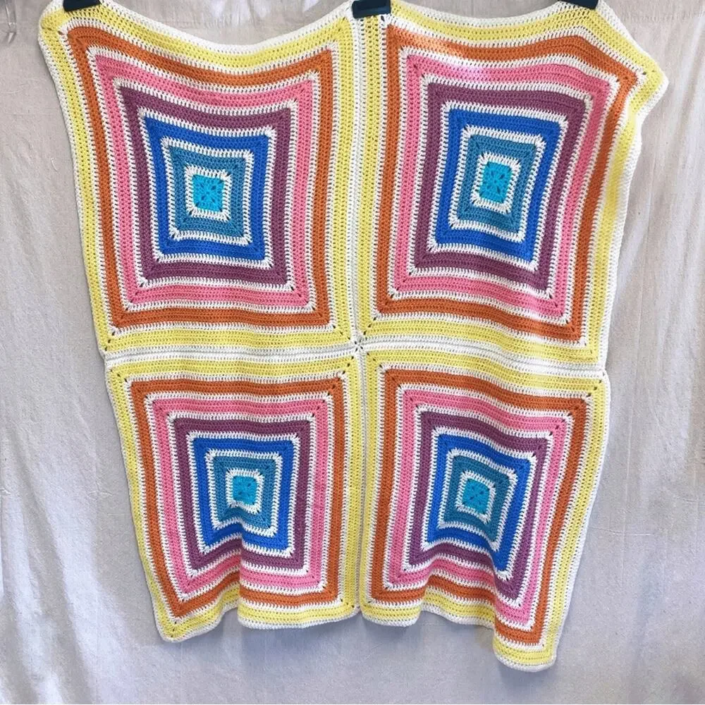 Hand knit centaur mandala multi color rainbow granny square afghan throw blanket